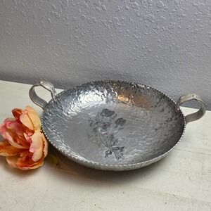 Vintage 50s Rodney Kent Hammered Aluminum Bowl Tulip Ribbon Design Easter Spring